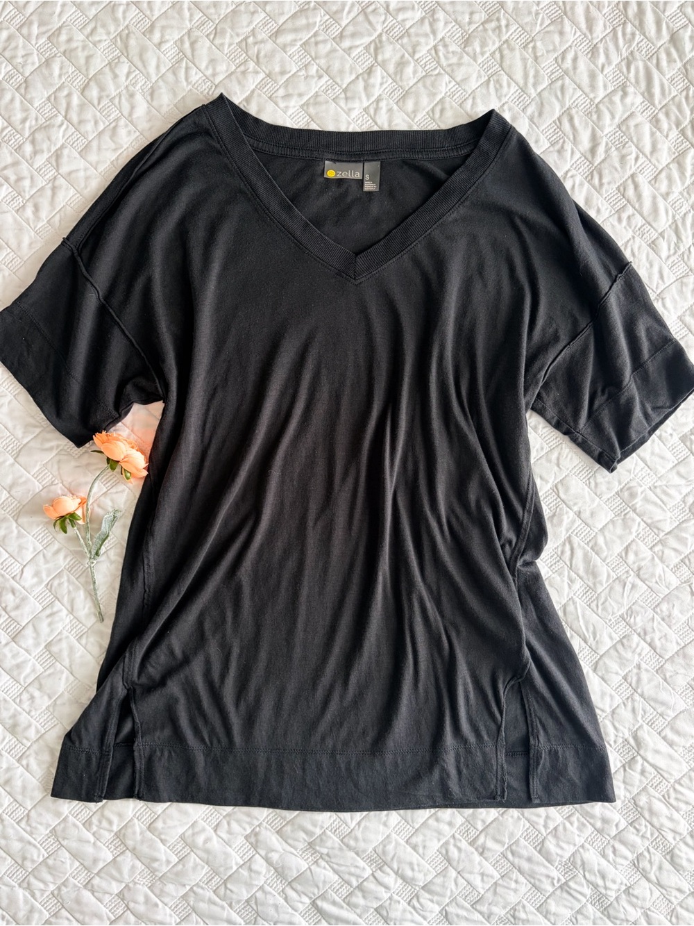 Zella Black Modal Cotton V Neck Oversized Tee Top Size S